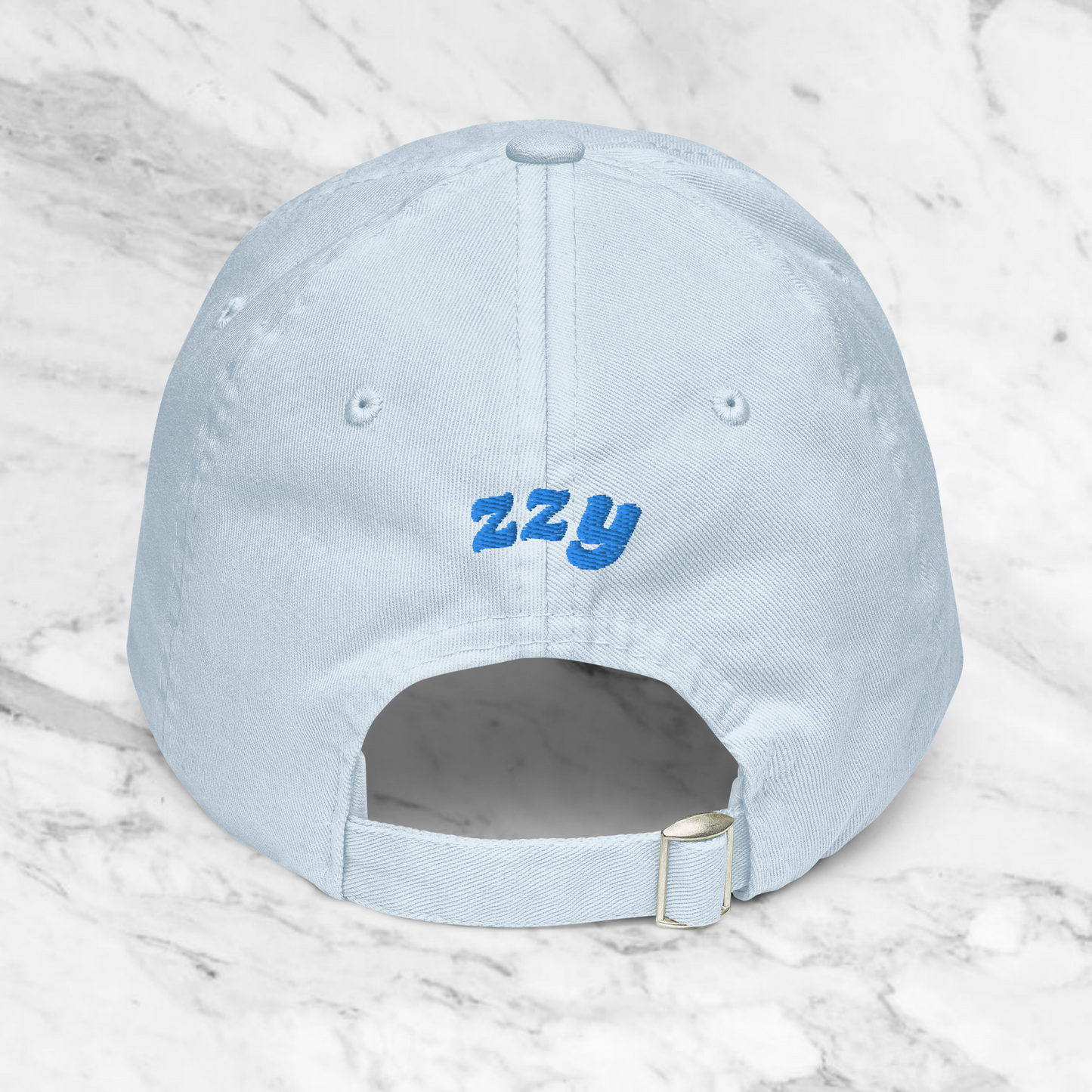 Gorra tono pastel.